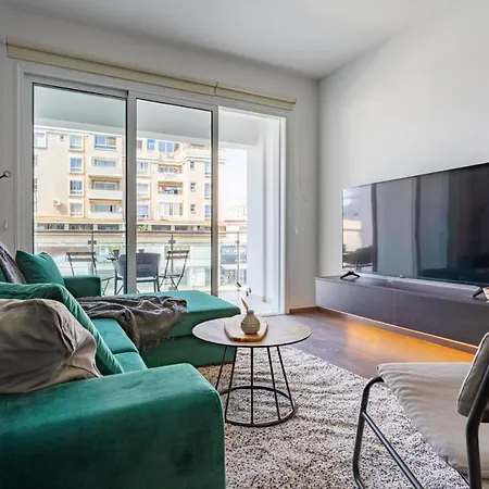 Harbor 102 Stylish 1-bedroom In Апартаменти